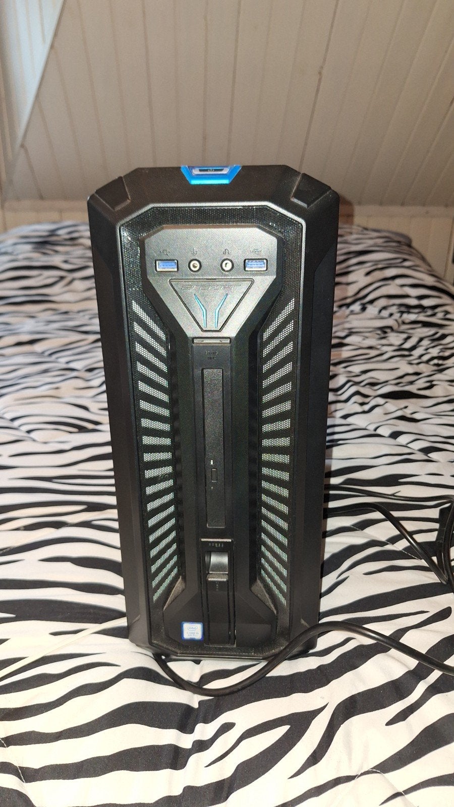 Medion ERAZER P66027 Gaming PC - Goede staat, Computers en Software, Ophalen, Gebruikt, HDD, 2 tot 3 Ghz