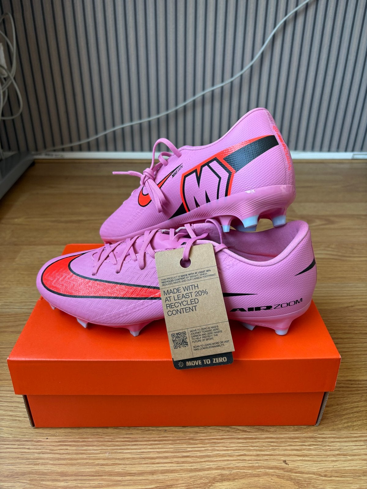 Nieuwe Nike Mercurial Voetbalschoenen Roze - Maat 40.5, Verzenden, Nieuw, Schoenen