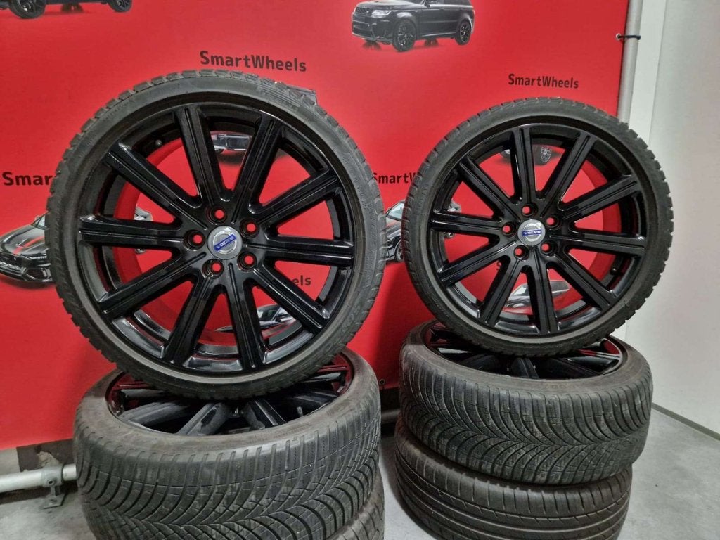 18 inch ORIGINEEL VOLVO R-DESGIN V40 S40 V60 S60 VELGEN, Auto-onderdelen, Niet ingevuld, 18 inch, Banden en Velgen, Niet ingevuld