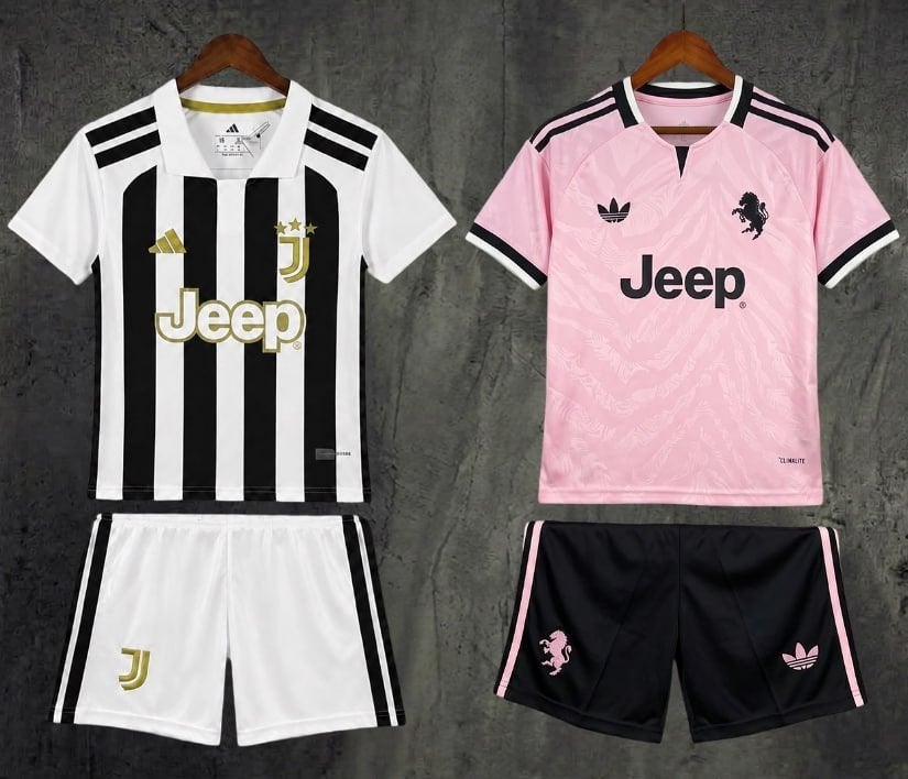 Juventus tenues en shirts voor het nieuwe seizoen 26 27, Maat XS of kleiner, Ophalen of Verzenden, Nieuw, Set