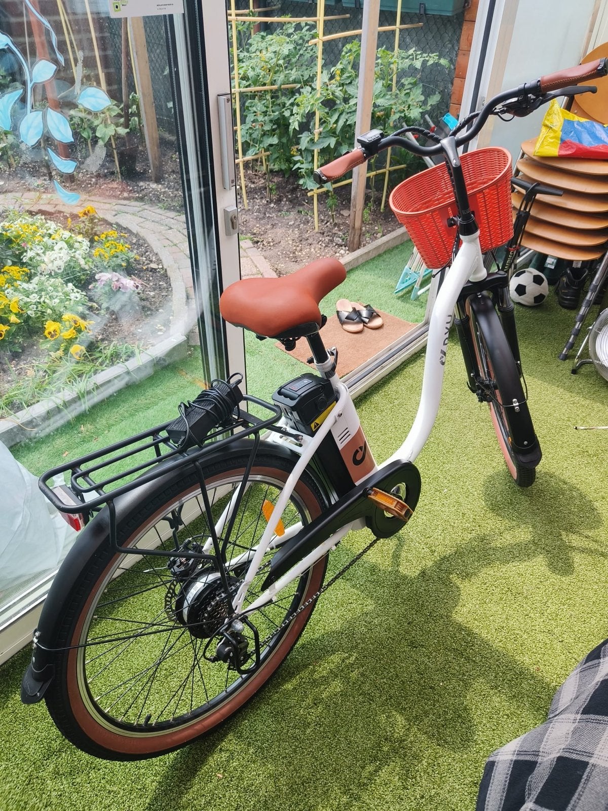Nieuwe elektrische fiets met grote accu (fabrieksfout), Fietsen en Brommers, Elektrische fietsen, Ophalen of Verzenden, Nieuw