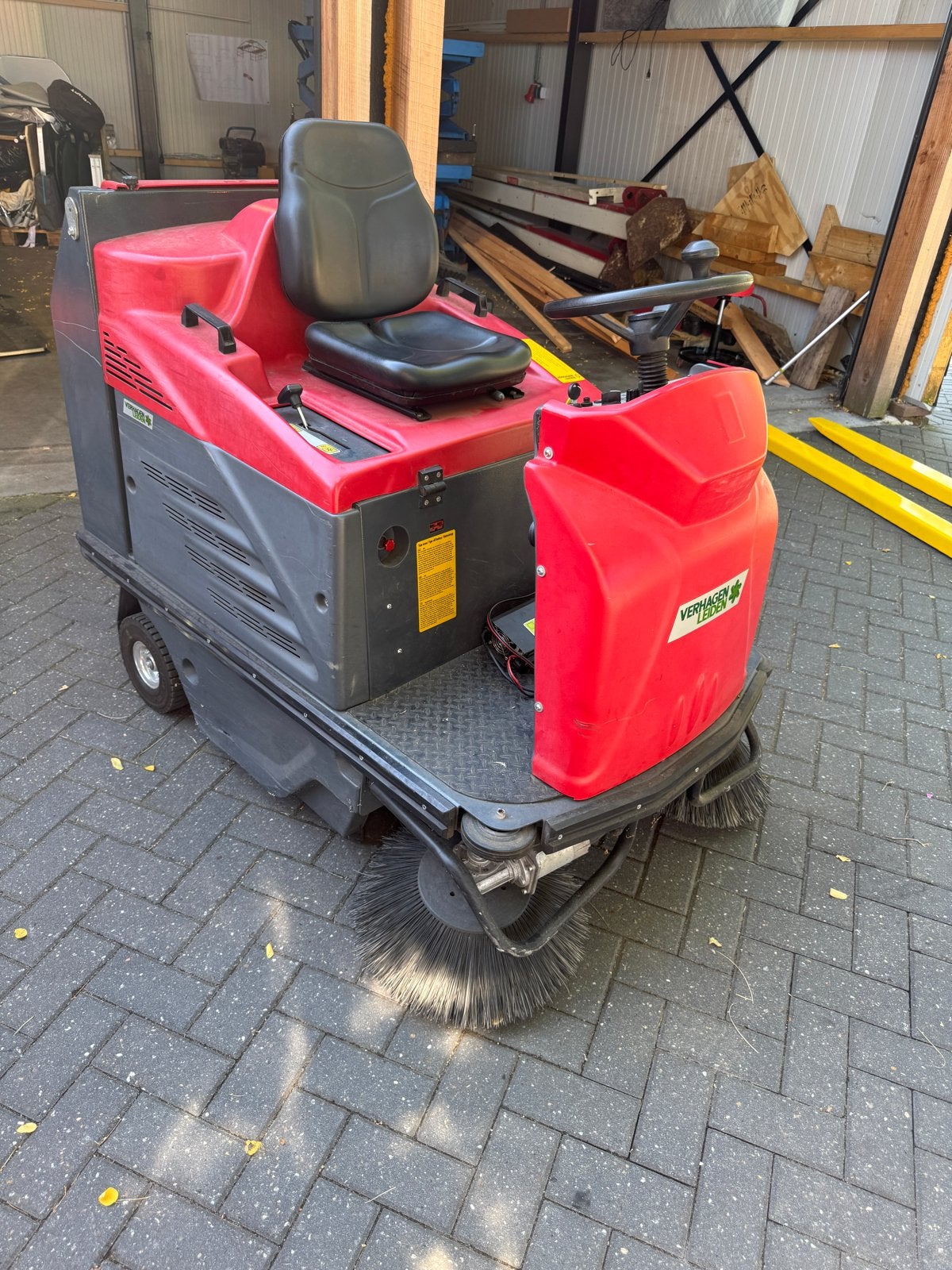 Verhagen Gansow 1280 E zelfrijdende veegmachine - Nieuwe acc, Ophalen, Verhagen