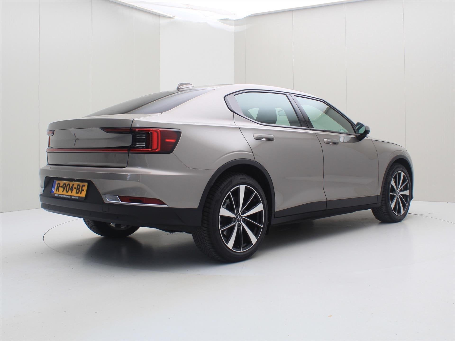 Polestar 2 Long Range Single Motor 231PK 78 kWh 93,5% SoH [, Auto's, Stof, Gebruikt, 1969 kg, Zilver of Grijs