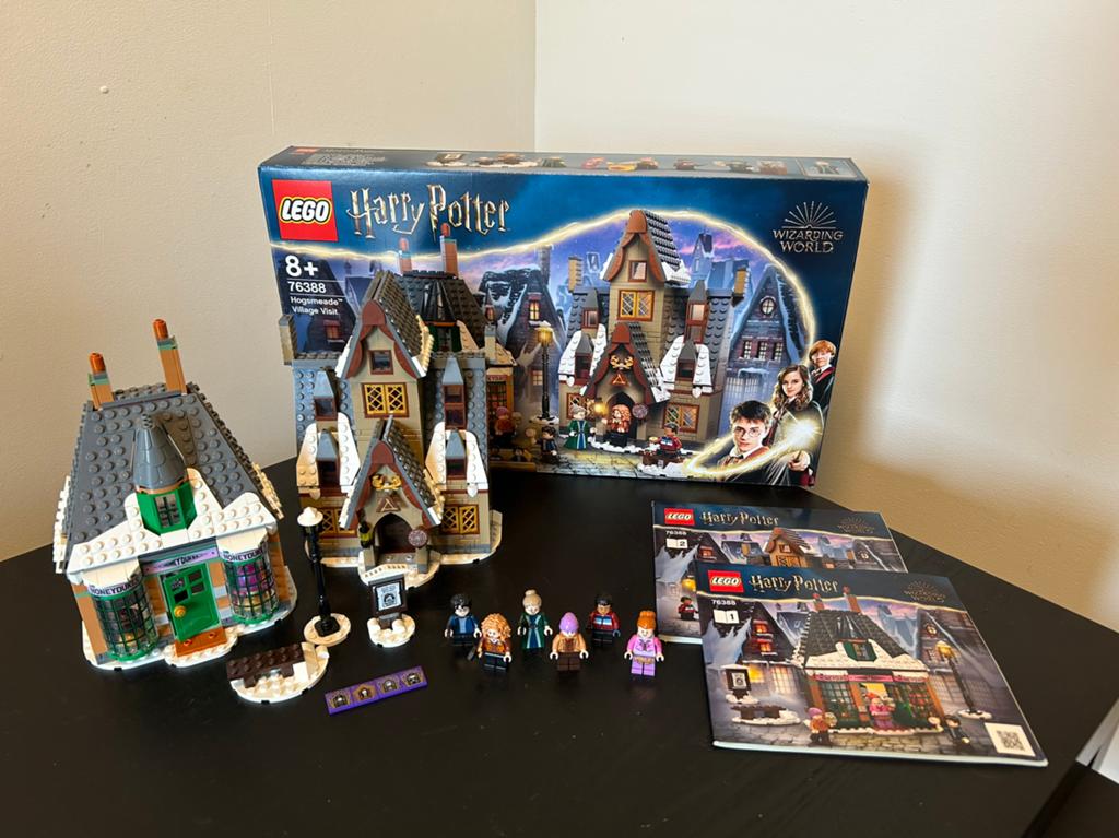 Lego - Harry Potter - Zweinsveld dorpsbezoek - 76388, Lego, Ophalen of Verzenden, Compleet, Complete set