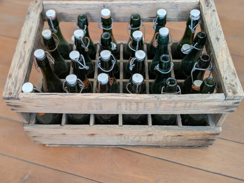 24 Kruger beugelflessen incl. krat, Verzamelen, Biermerken, Ophalen, Gebruikt, Flesje(s), Overige merken