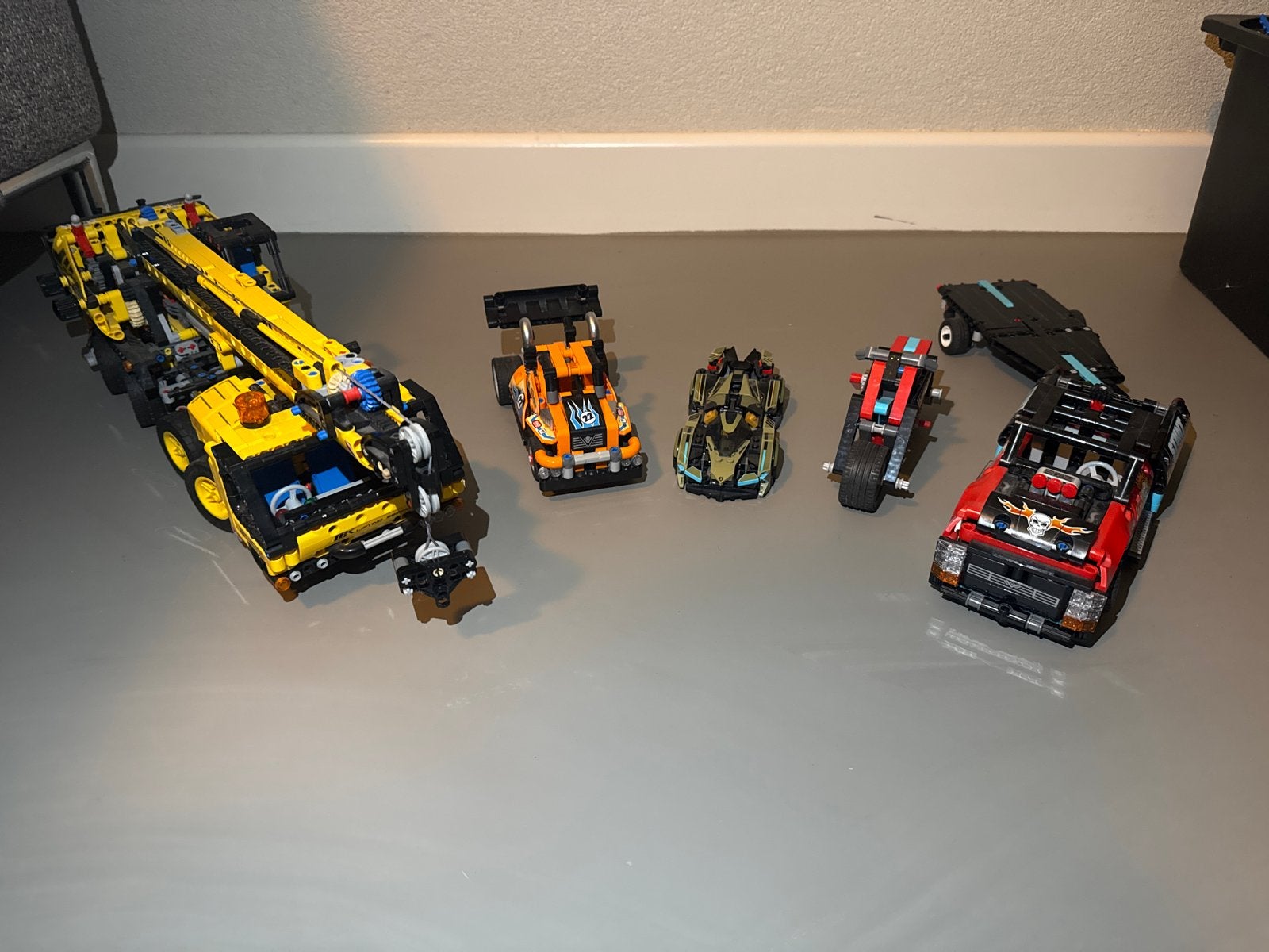 Lego Technic set: Kraanwagen, racewagens en motor, Ophalen, Gebruikt, Overige merken