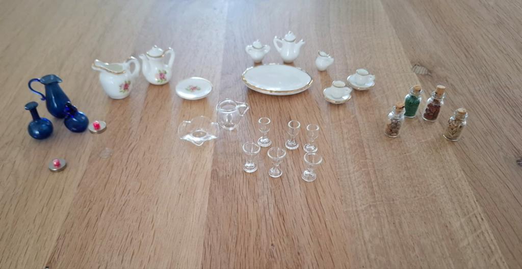 Poppenhuis miniaturen, Verzamelen, Poppenhuizen en Toebehoren, Ophalen of Verzenden, Nieuw, Poppenhuis