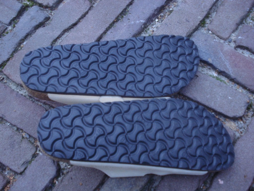 BIRKENSTOCK DOUBLE BIG BUCKLE 40 NU GRATIS VERZENDING POST, Kleding | Dames, Slippers, Overige kleuren, Verzenden, Zo goed als nieuw