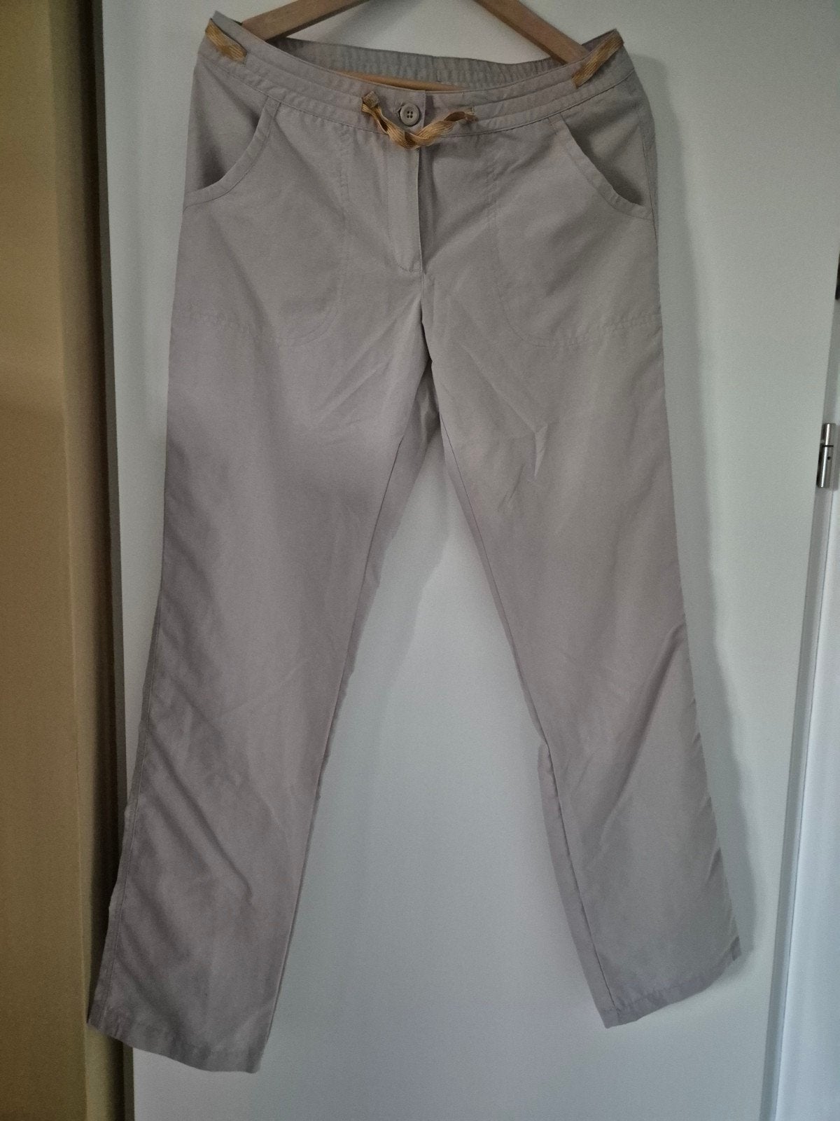 Quechua wandelbroek maat M, Maat 38/40 (M), Beige, Ophalen of Verzenden, Zo goed als nieuw