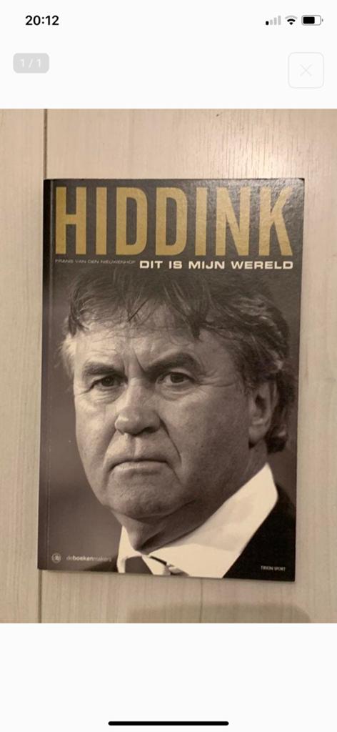 F. van den Nieuwenhof - Hiddink, dit is mijn wereld, Boeken, F. van den Nieuwenhof, Ophalen of Verzenden, Zo goed als nieuw, Sport