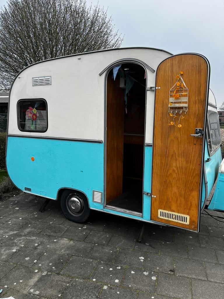 Retro caravan TE King, turkoise 3,5 meter, opknapper, Caravans en Kamperen, Overige merken, Reservewiel, Dwarsbed, Treinzit