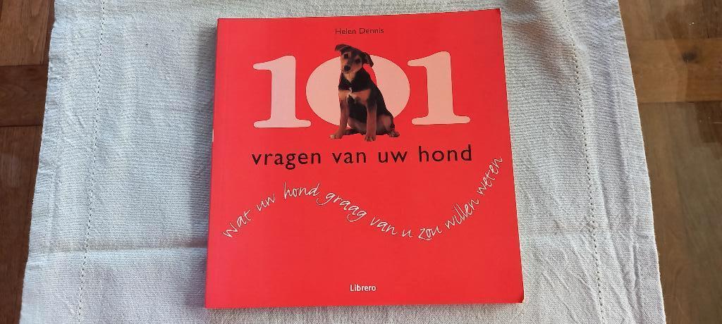 Hondenboek: 101 vragen van uw hond, Honden, Ophalen of Verzenden, Zo goed als nieuw, Helen Dennis
