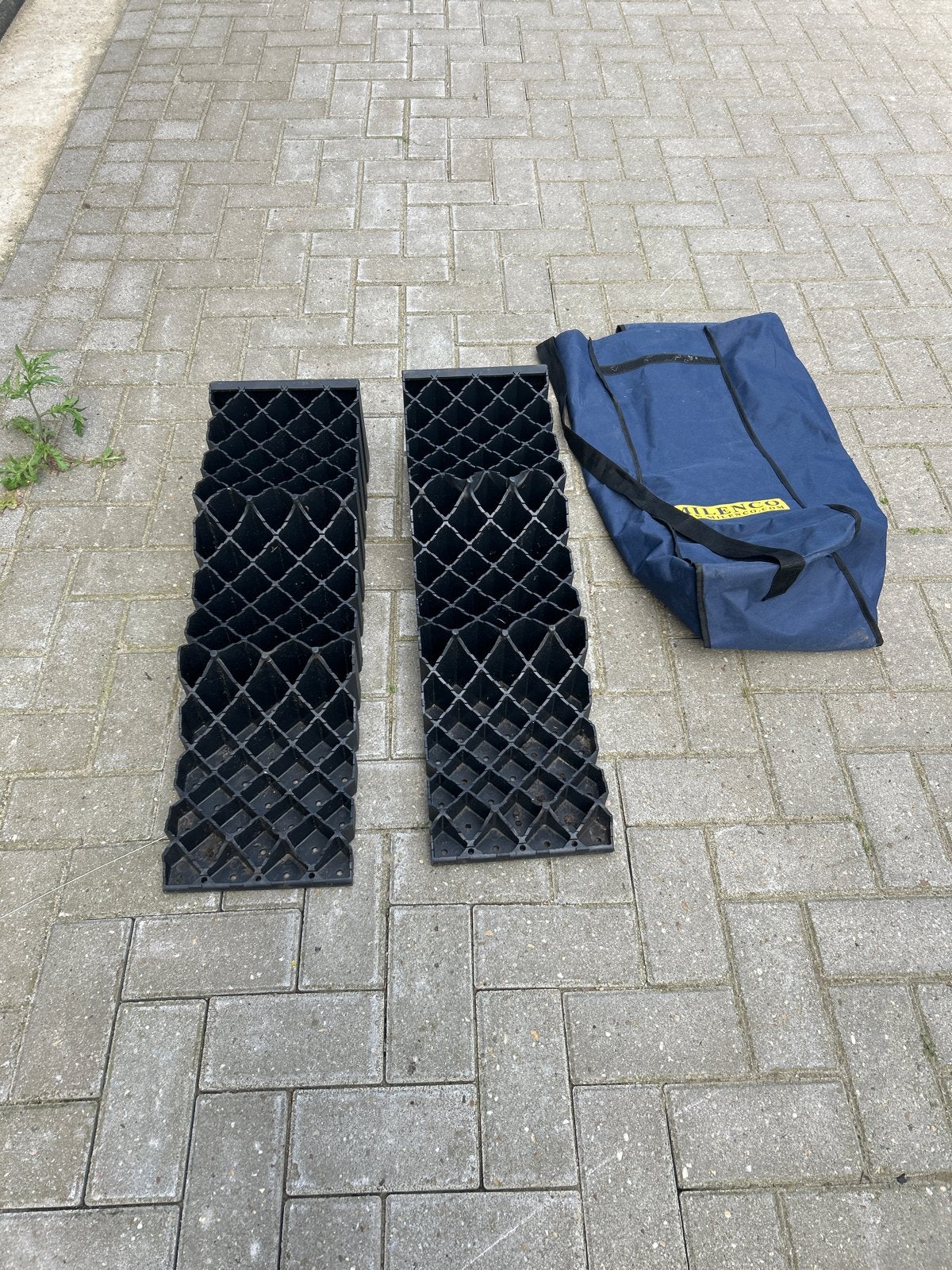 Milenco Trident Oprijblokken Camper Caravan Waterpas, Caravans en Kamperen, Caravan accessoires, Ophalen of Verzenden, Gebruikt