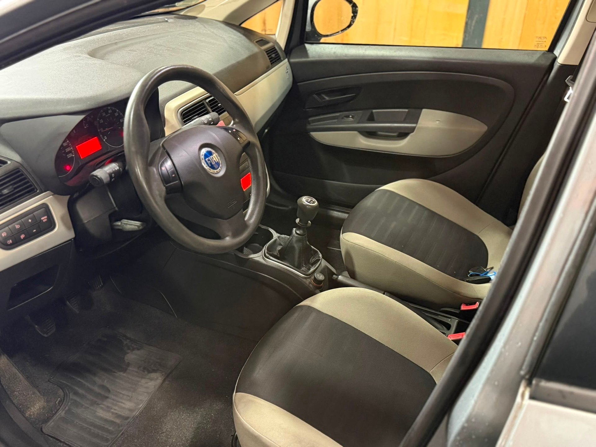 Fiat Grande Punto 1.4 Active 2006 5-Deurs Airco APK 07-2027, Auto's, Fiat, Voorwielaandrijving, 4 cilinders, 400 kg, Grande Punto