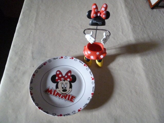Disney Mickey Minni bordjes  telefoonhouder  maxbeker 0,75 l, Ophalen of Verzenden, Mickey Mouse, Nieuw, Servies