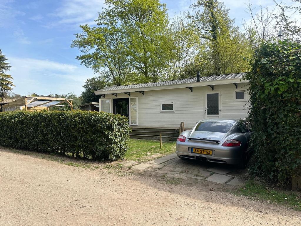 Modern chalet op recreatiepark Heumens Bos (bij Nijmegen), Gelderland, 2 slaapkamers, Verkoop zonder makelaar, Chalet