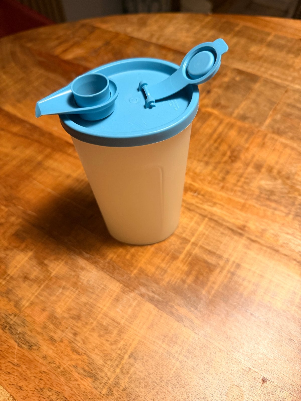 Tupperware Maatbeker - Blauw/Wit, Gebruikt, Blauw, Ophalen of Verzenden, Shaker