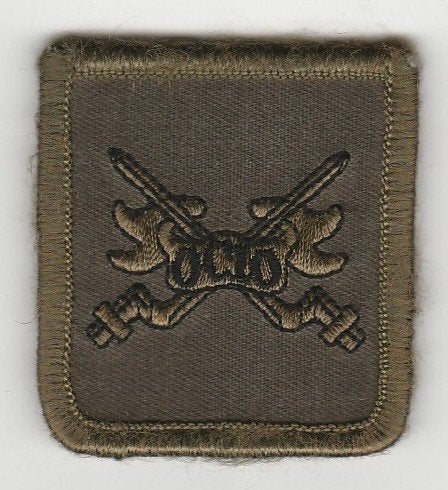 Stoffen embleem OCIO (Opl Centrum Initiële Opleidingen), Verzamelen, Militaria | Algemeen, Verzenden, Landmacht, Nederland, Embleem of Badge