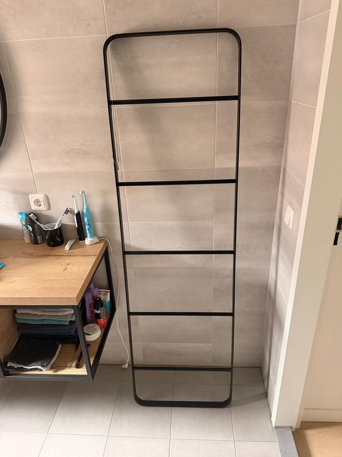 Zwart metalen handdoekenrek/decoratieve ladder, Ophalen of Verzenden, Zo goed als nieuw