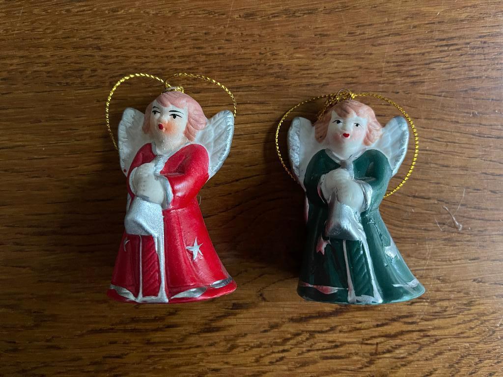 2 "Engeltjes" Keramiek 'Kerstklokjes' Nieuw, Ophalen of Verzenden, Nieuw