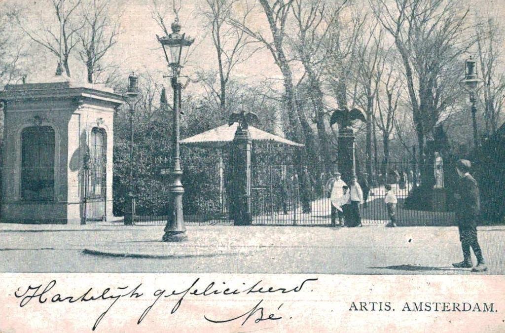 AMSTERDAM ARTIS Oud leuk kaartje De entree, Ophalen of Verzenden, Voor 1920, Gelopen, Noord-Holland