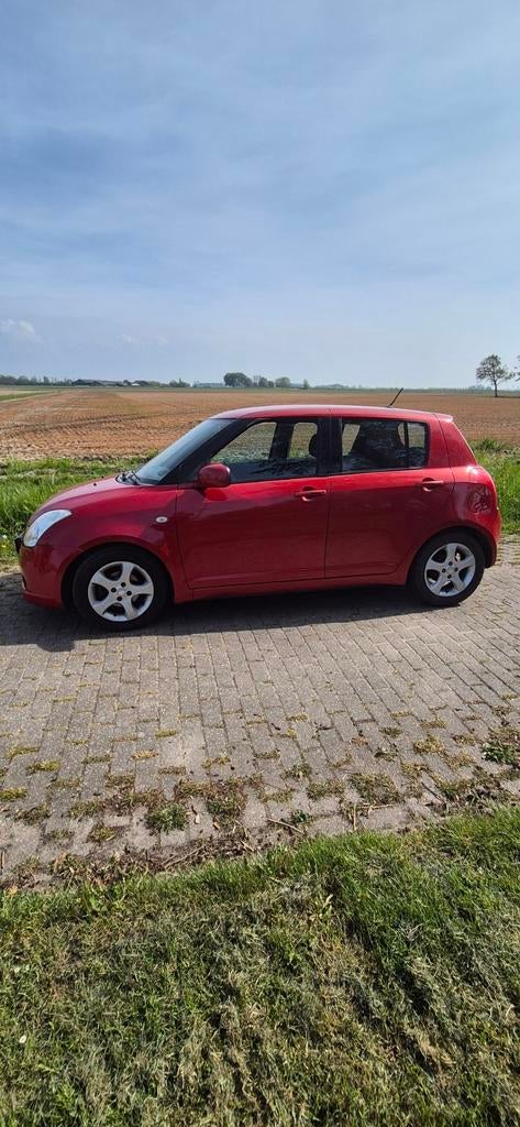 Suzuki swift, Voorwielaandrijving, Stof, 4 cilinders, Swift