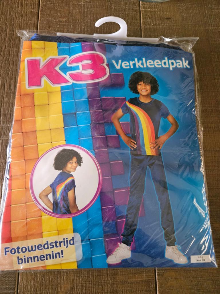 Nieuwe K3 Verkleedpak 2-delige set - Maat 134, Ophalen of Verzenden, Nieuw, Meisje