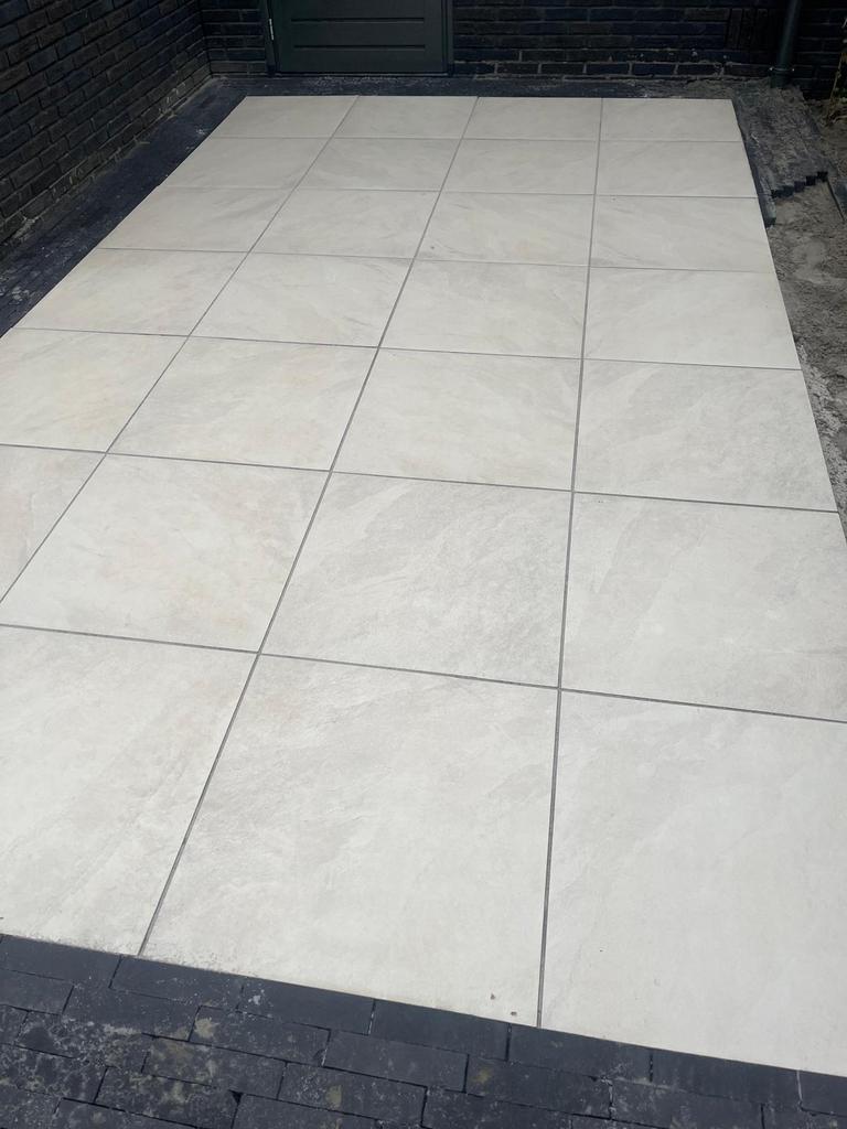 Stratenmaker gezocht, Garantie, Tuinonderhoud of Snoeiwerk