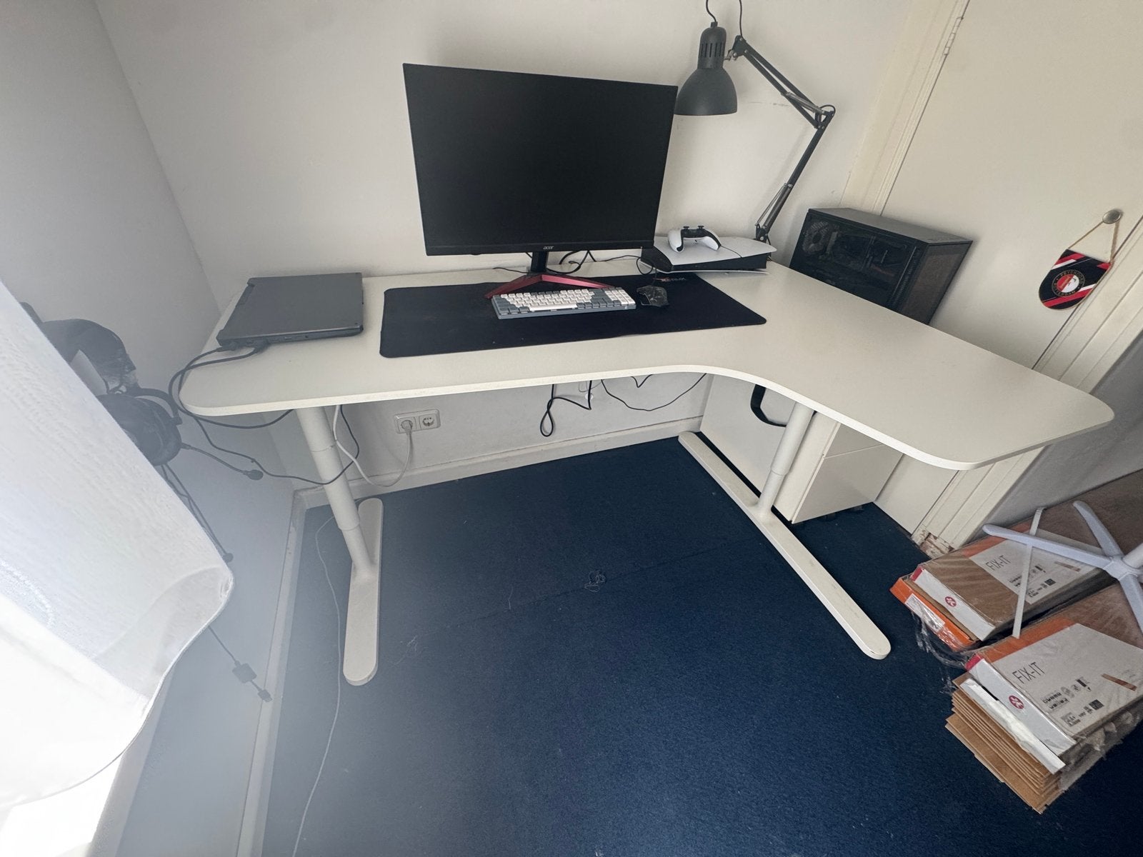 Hoekbureau wit - Ideaal voor gaming of thuiskantoor, Ophalen, Opbergruimte, Gebruikt, Spaanplaat of MDF