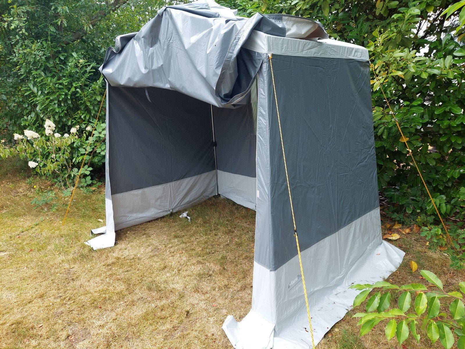 Schuurtje 1.50 x 2.00m te koop op Camping de Vossenberg, Ophalen of Verzenden