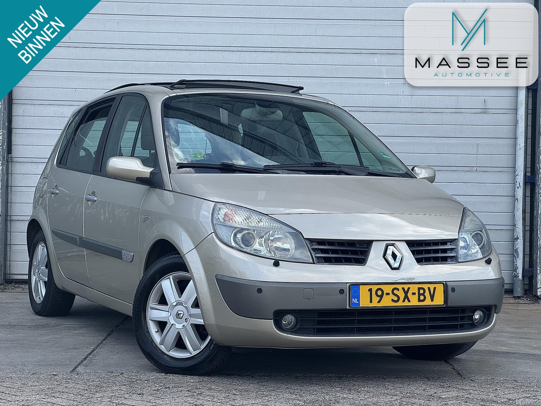 Renault Scénic 2.0-16V Privilège Luxe AIRCO | PANO | AUTOM, Auto's, Renault, 1998 cc, 4 cilinders, 133 pk, Beige