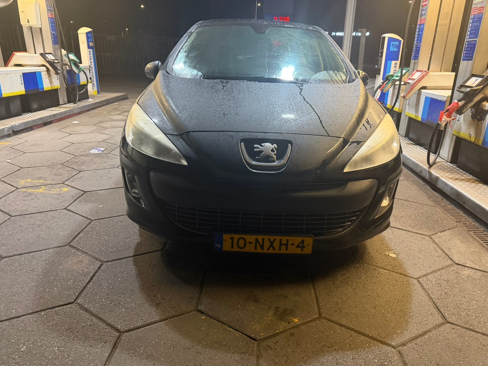 Peugeot 308 1.6 Hdif 82KW 5-DRS 2011 Zwart, Voorwielaandrijving, 4 cilinders, Zwart, Origineel Nederlands