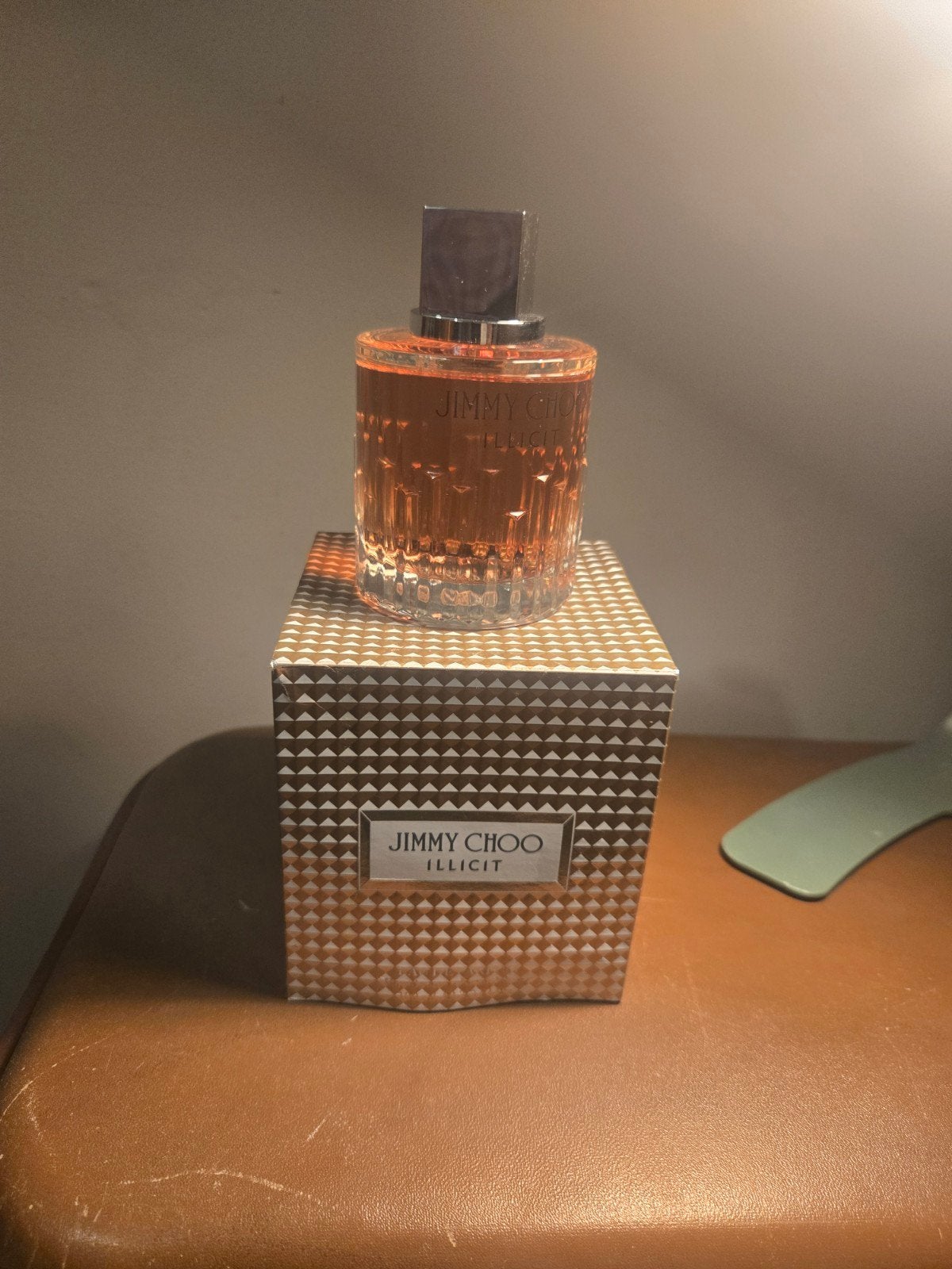 Jimmy Choo, Eau de Parfum 100 ml, Sieraden, Tassen en Uiterlijk, Uiterlijk | Parfum, Zo goed als nieuw, Ophalen of Verzenden