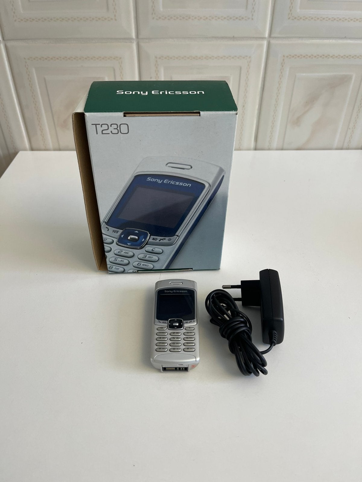 Sony Ericsson T230, Ophalen of Verzenden, Walkman