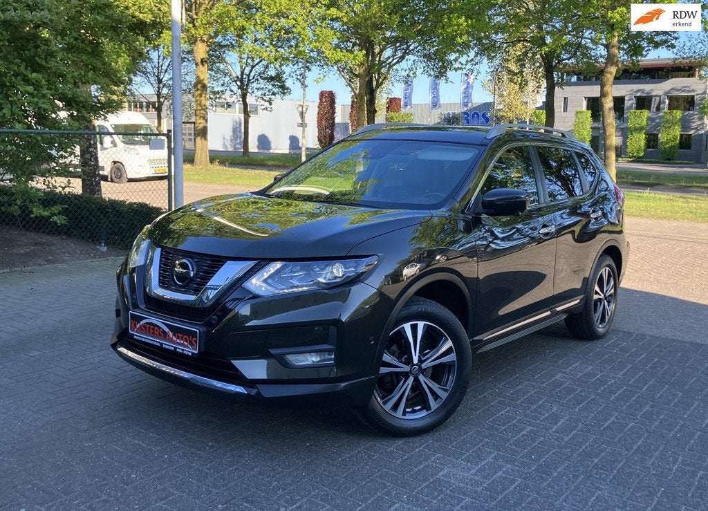 Nissan X-Trail 1.3 DIG-T Tekna Rondom camera Navi Pano. dak, Gebruikt, Zwart, 4 cilinders, 1445 kg