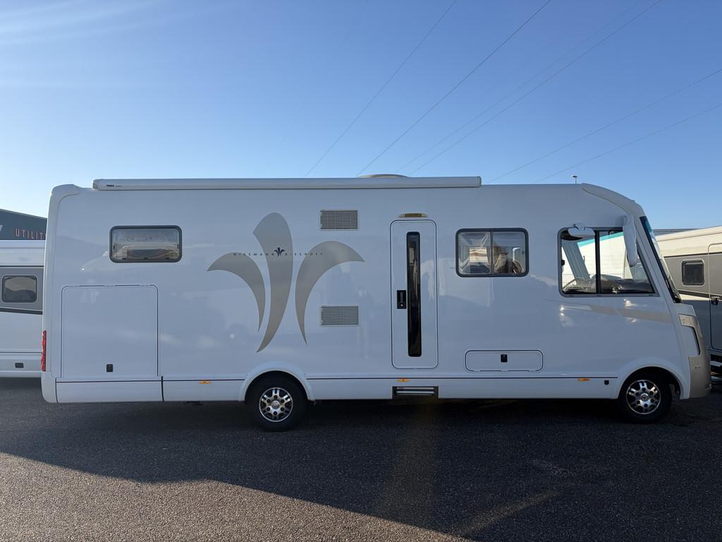 NIESMANN BISCHOFF FLAIR 8000 iLW 3.0 Aut Lengtebedden Lithiu, Caravans en Kamperen, Campers, Niesmann+Bischoff, Galliersweg 39
5349AT  OSS, NL