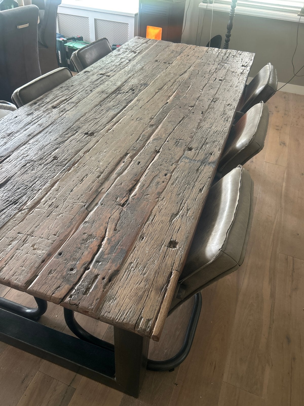 Robuuste eettafel met leren stoelen, Huis en Inrichting, Ophalen, Gebruikt, 200 cm of meer, 50 tot 100 cm