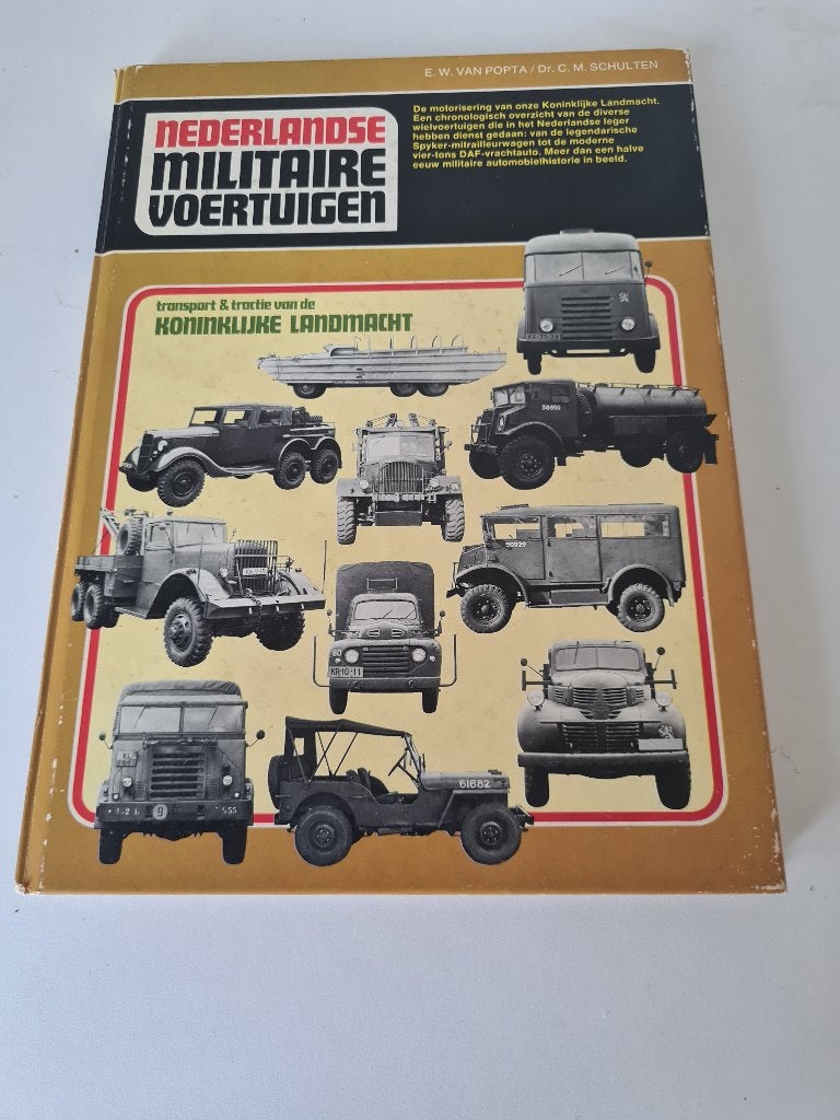 TE KOOP BOEK NEDERLANDSE MILITAIRE VOERTUIGEN, Ophalen of Verzenden, Niet van toepassing, Overige onderwerpen