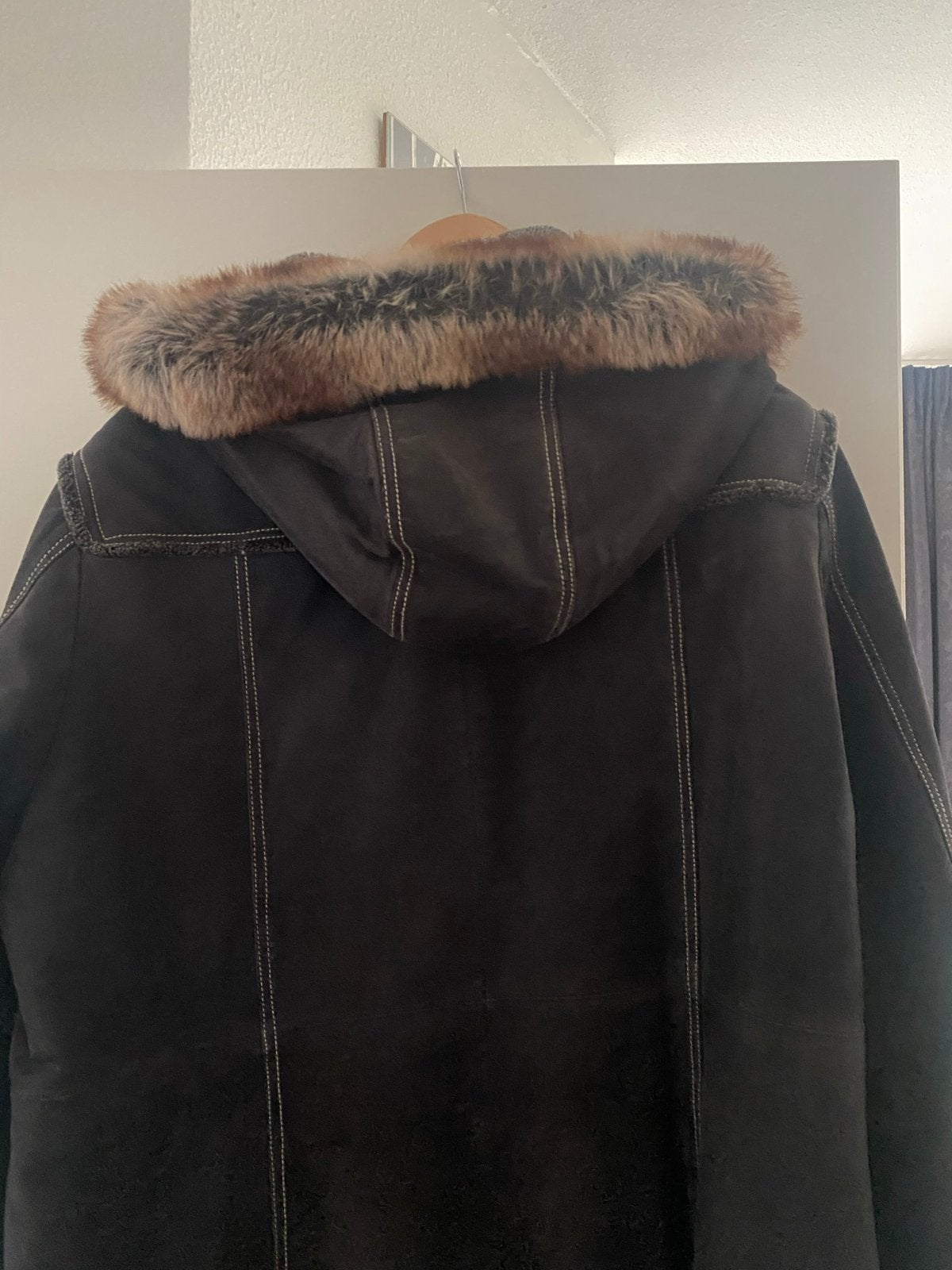 Driekwart warme dames winterjas maat 46, geruwd suède, blauw, Kleding | Dames, Ophalen of Verzenden, Gedragen, Maat 46/48 (XL) of groter