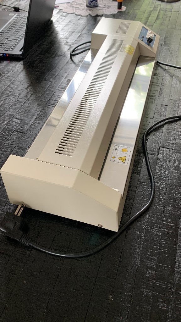Yosan LM Lamineermachine A2 formaat(Incl.133 lamineerhoezen), Ophalen, Gebruikt