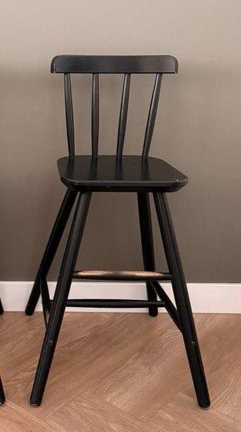 Ikea kinderstoel Agam zwart, Kinderen en Baby's, Kinderstoelen, Ophalen, Gebruikt, Overige typen