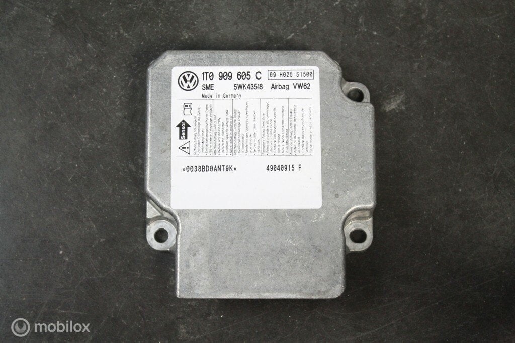 Airbag module Volkswagen Touran (2008-2015), Gebruikt, Ophalen of Verzenden