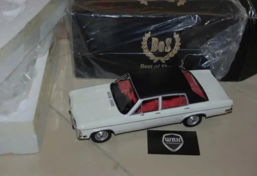 1:18 OPEL ADMIRAL B white BOS models BOS045 in box WRH, Hobby en Vrije tijd, Modelauto's | 1:18, Verzenden, Zo goed als nieuw