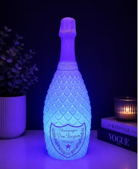 Dom Pérignon Fles LED Lamp - Sfeervolle Verlichting, Overige merken, Kunststof, Meerkleurig, Nieuw
