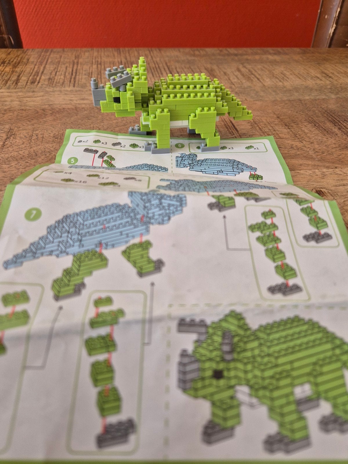 Mini bouwblokjes dinosaurus - Brachiosaurus - mini blocks, Ophalen of Verzenden, Gebruikt, Overige merken