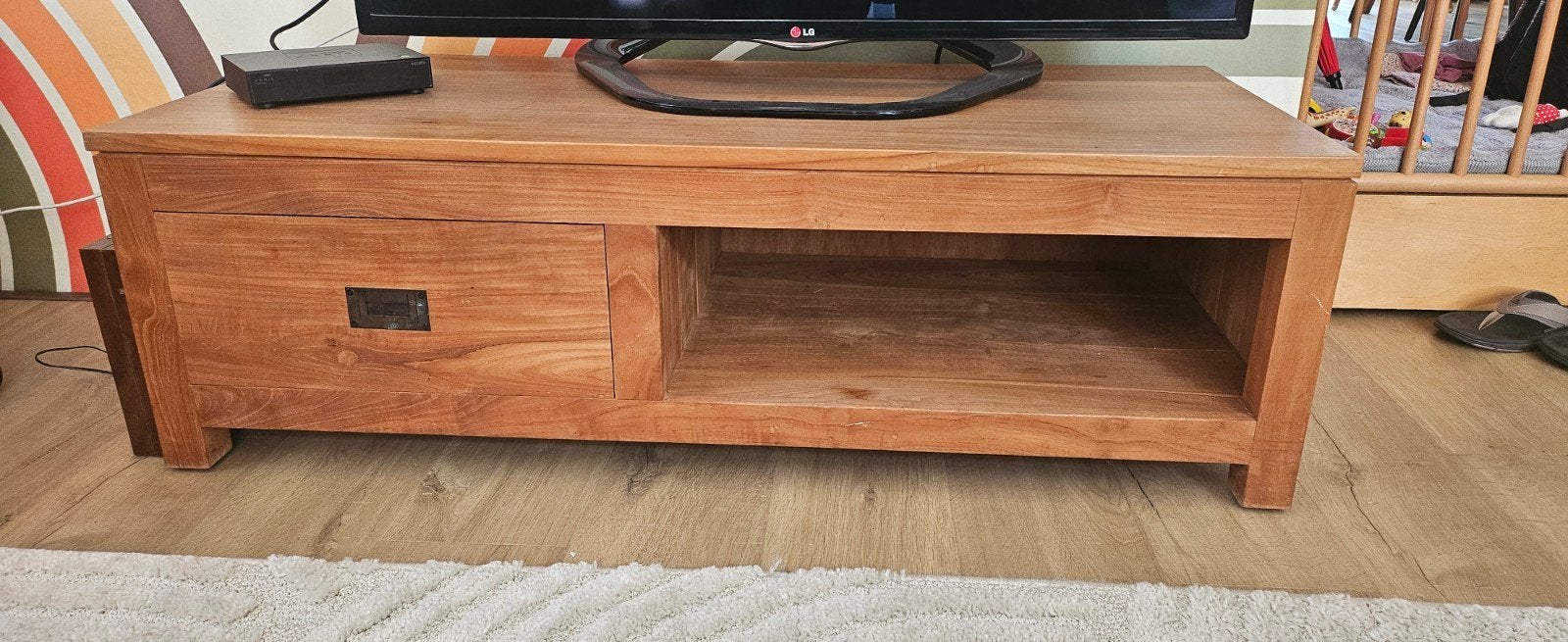 Massief teak tv-meubel, Ophalen, 100 tot 150 cm, Zo goed als nieuw, Minder dan 100 cm