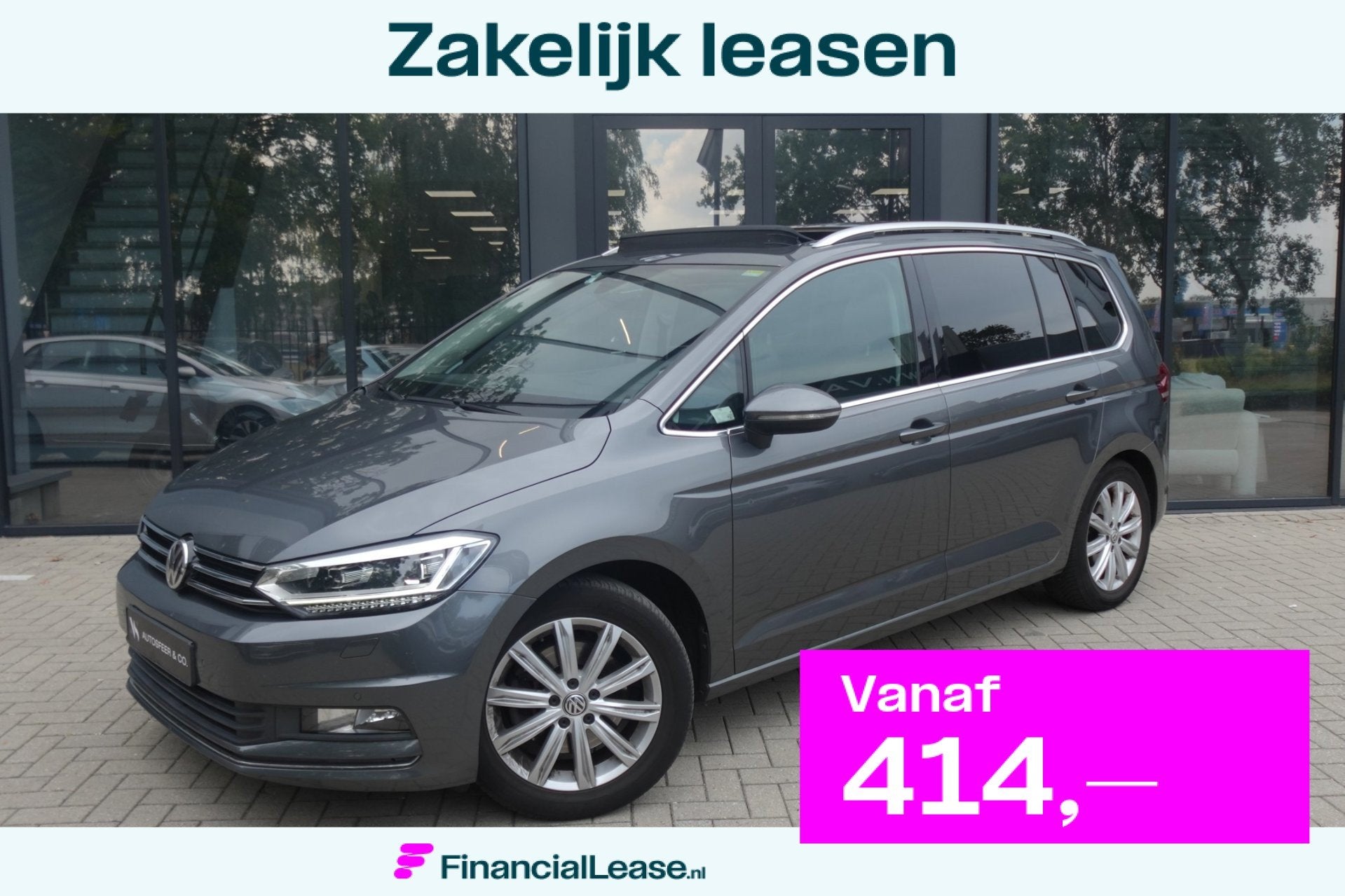 Volkswagen Touran 1.4 TSI Connected Series 7P NAVI CAM PDC, Stof, Gebruikt, 150 pk, 7 stoelen