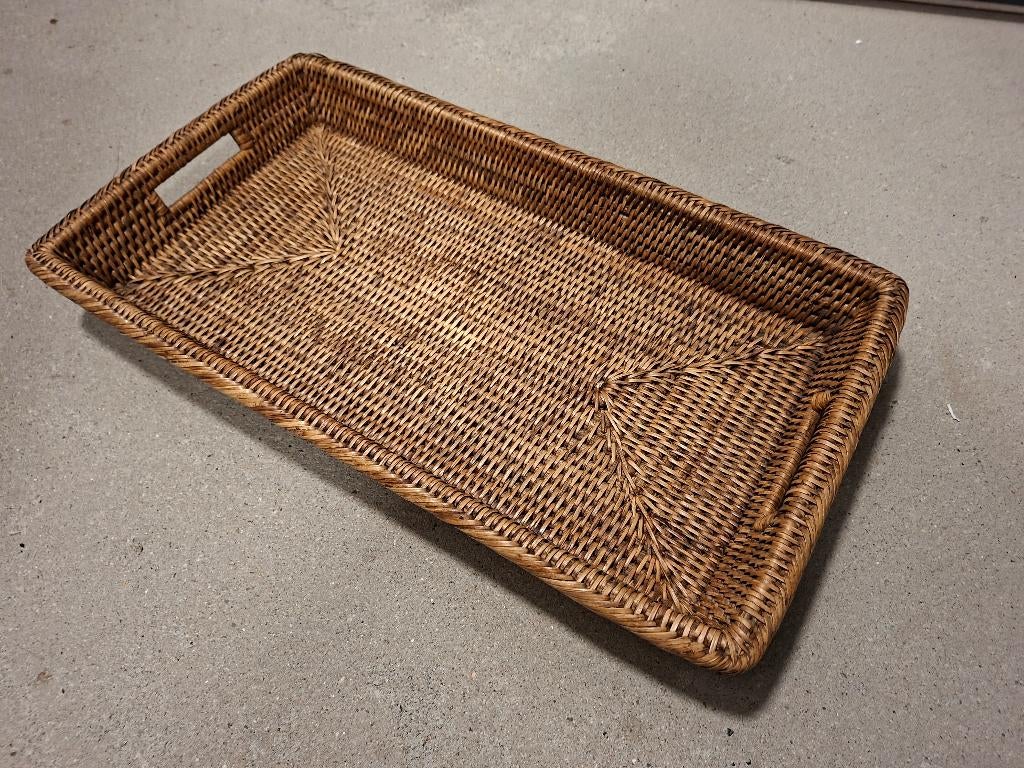 RIETEN DIENBLAD MET HANDGREPEN, Ophalen, Zo goed als nieuw, Rechthoekig, Overige materialen