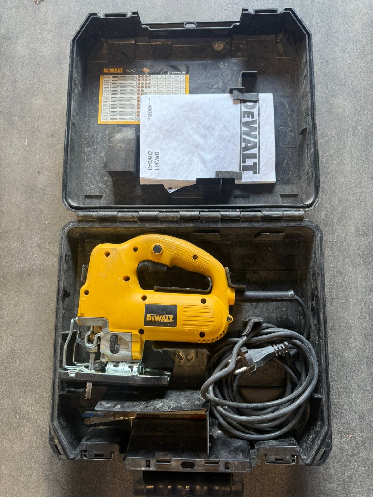 Decoupeerzaag Dewalt, Ophalen, Decoupeerzaag, Zo goed als nieuw, 30 tot 70 mm