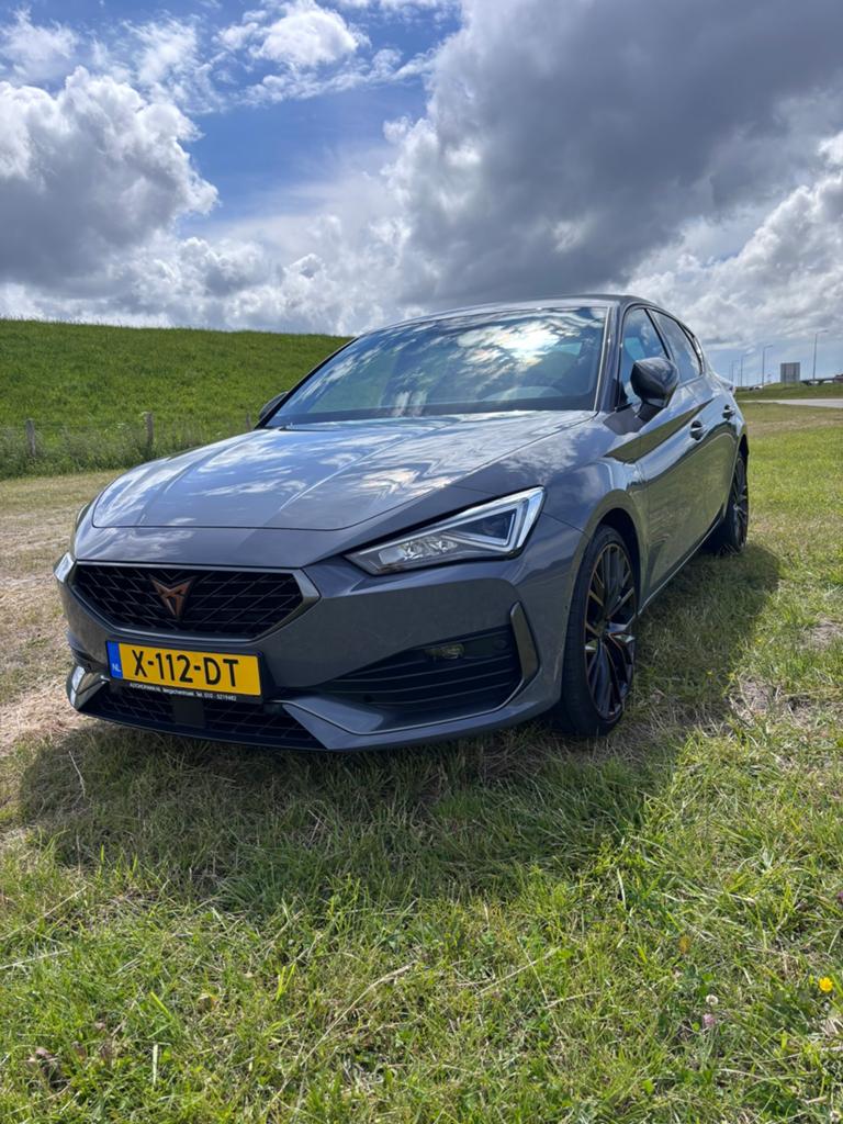 Cupra Leon 1.4 E-hybrid 245pk Dsg-6 2021 Grijs, Auto's, Cupra, 4 cilinders, Leon, Plug-in hybride, 93 €/maand